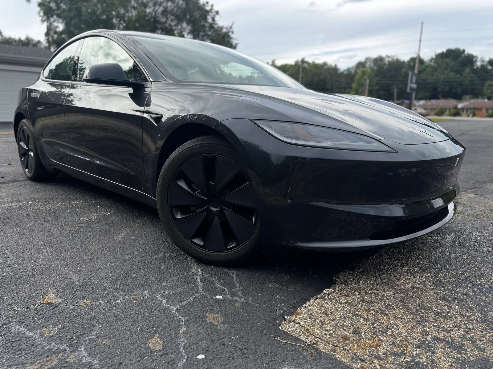 2025 Tesla Model 3 Long Range photo 7