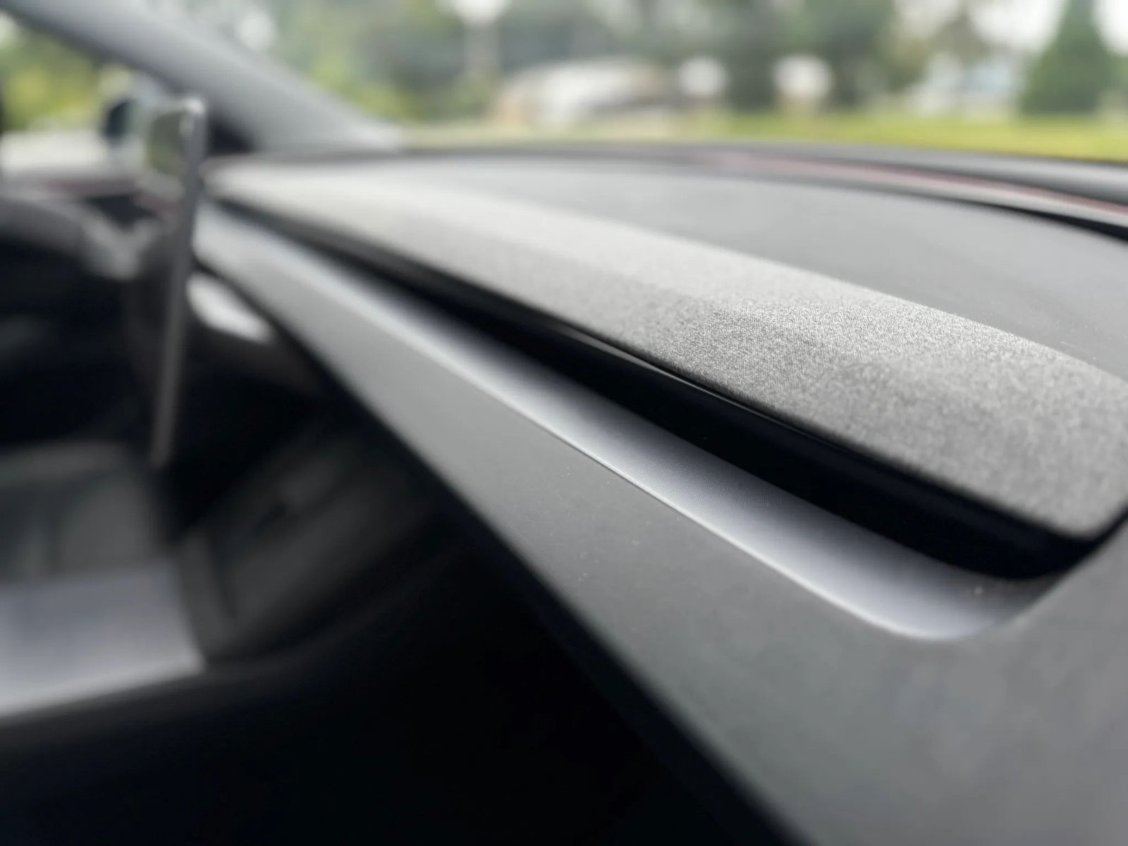 Used 2025 Tesla Model 3 Long Range in Stealth Grey, photo 22 of 28