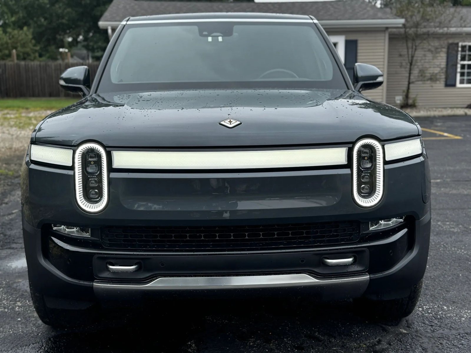 2024 Rivian R1S Adventure photo 8
