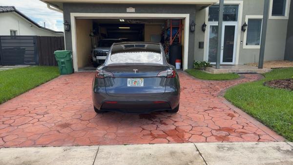 2023 Tesla Model Y Long Range photo 5