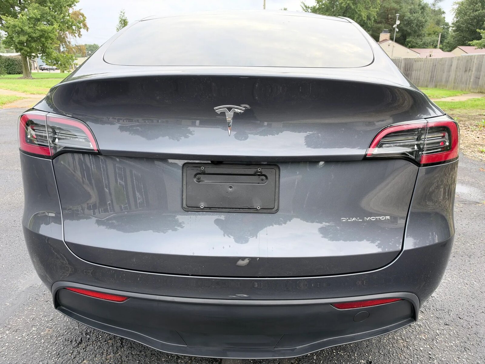 2023 Tesla Model Y Long Range photo 4