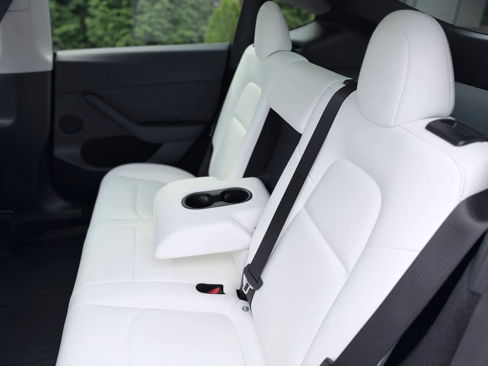 2023 Tesla Model Y Long Range photo 13
