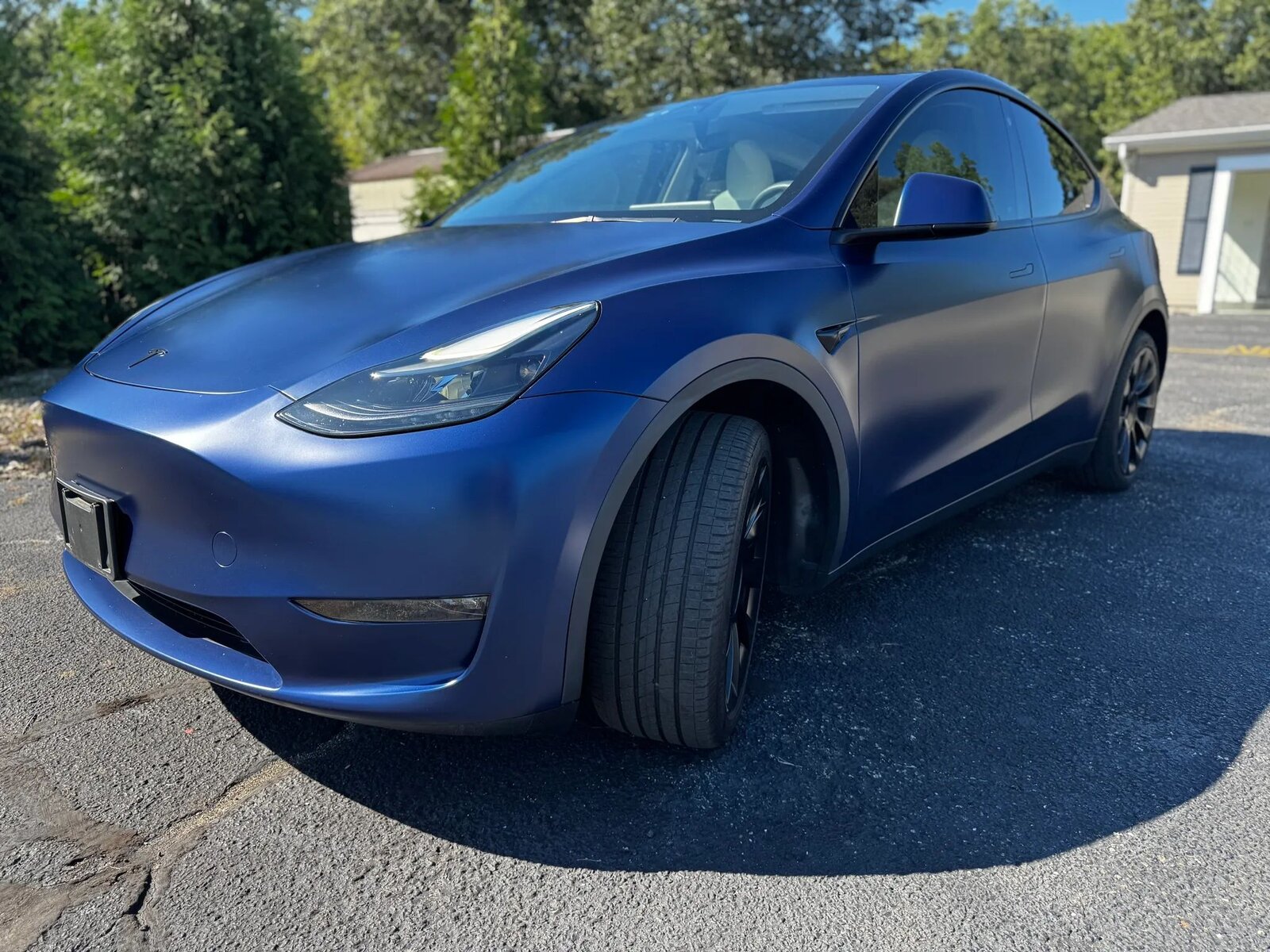 2023 Tesla Model Y Long Range photo 1