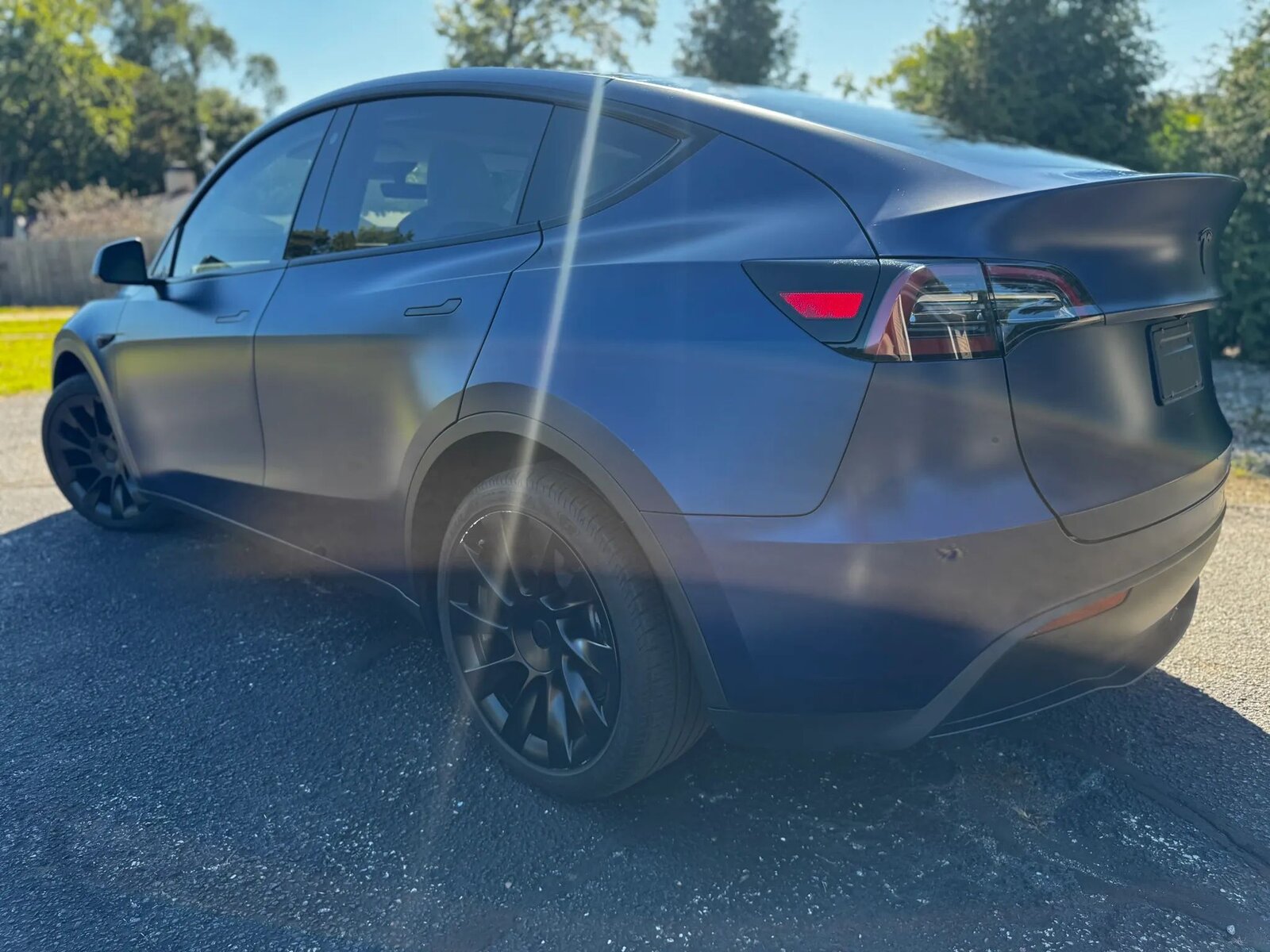 2023 Tesla Model Y Long Range photo 3