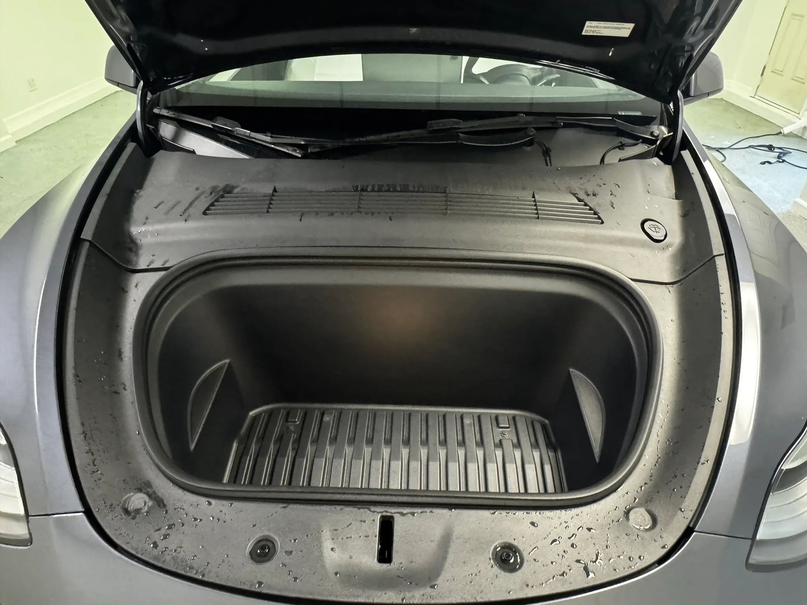 2023 Tesla Model Y Long Range photo 8