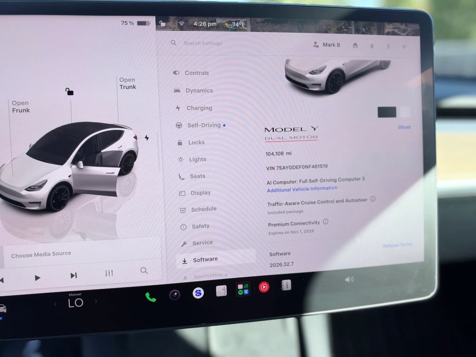 Used 2022 Tesla Model Y Performance in Pearl White Multi-Coat, photo 12 of 32