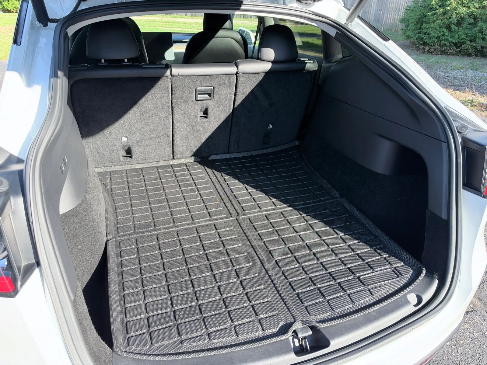 Used 2022 Tesla Model Y Performance in Pearl White Multi-Coat, photo 25 of 32