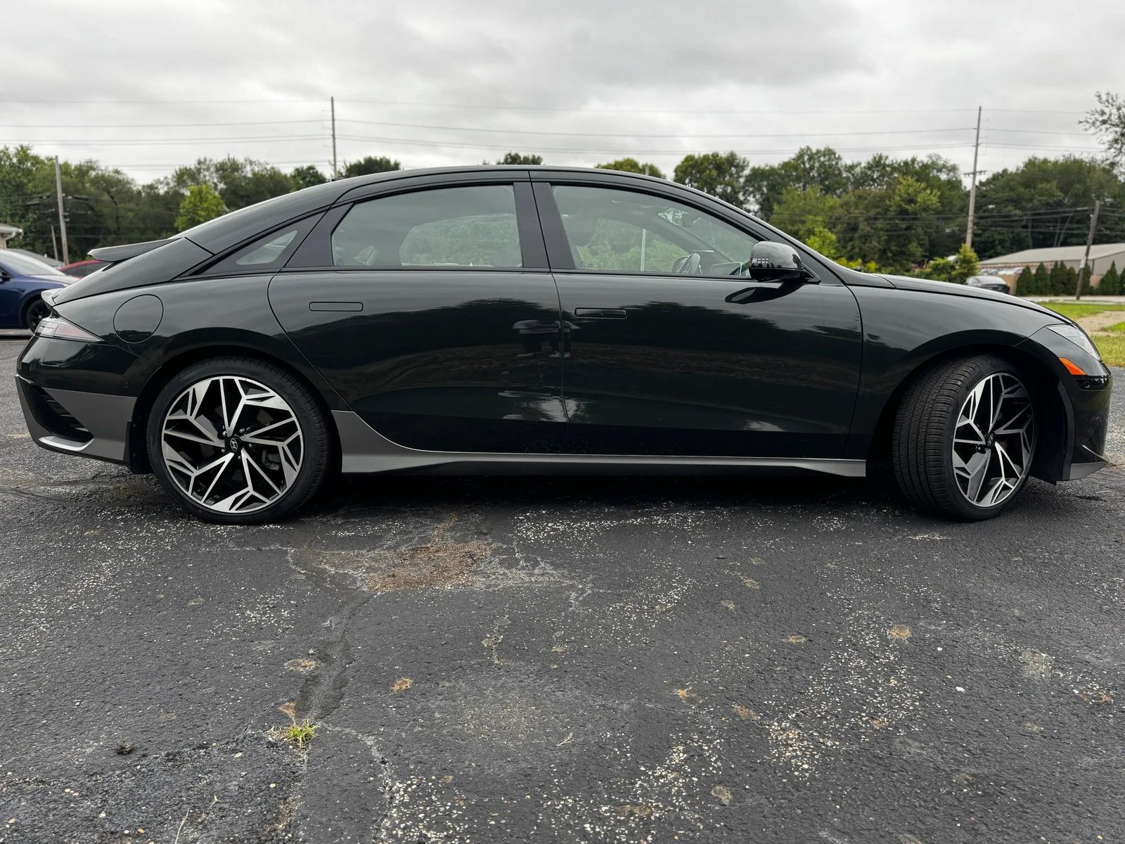 2023 Hyundai Ioniq 6 Limited AWD photo 7