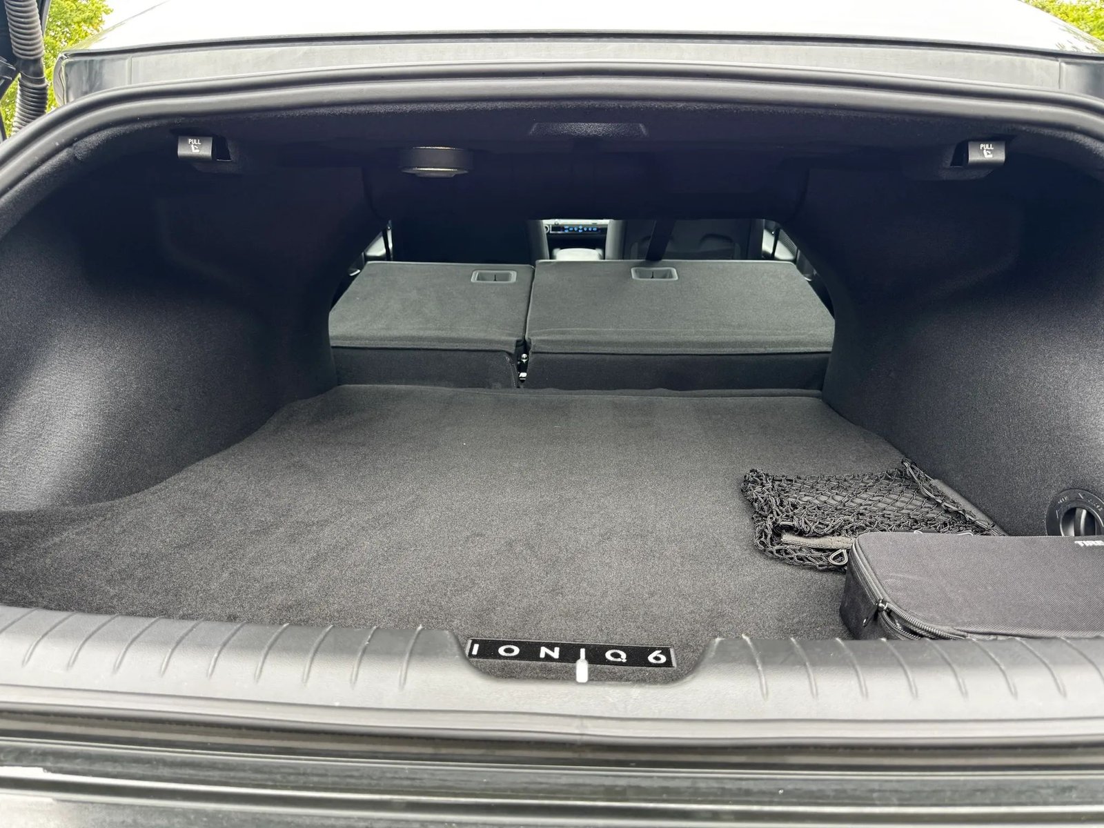 Used 2023 Hyundai Ioniq 6 Limited AWD in Abyss Black Pearl, photo 23 of 31
